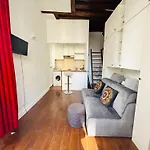 Spacious Loft In The Marais